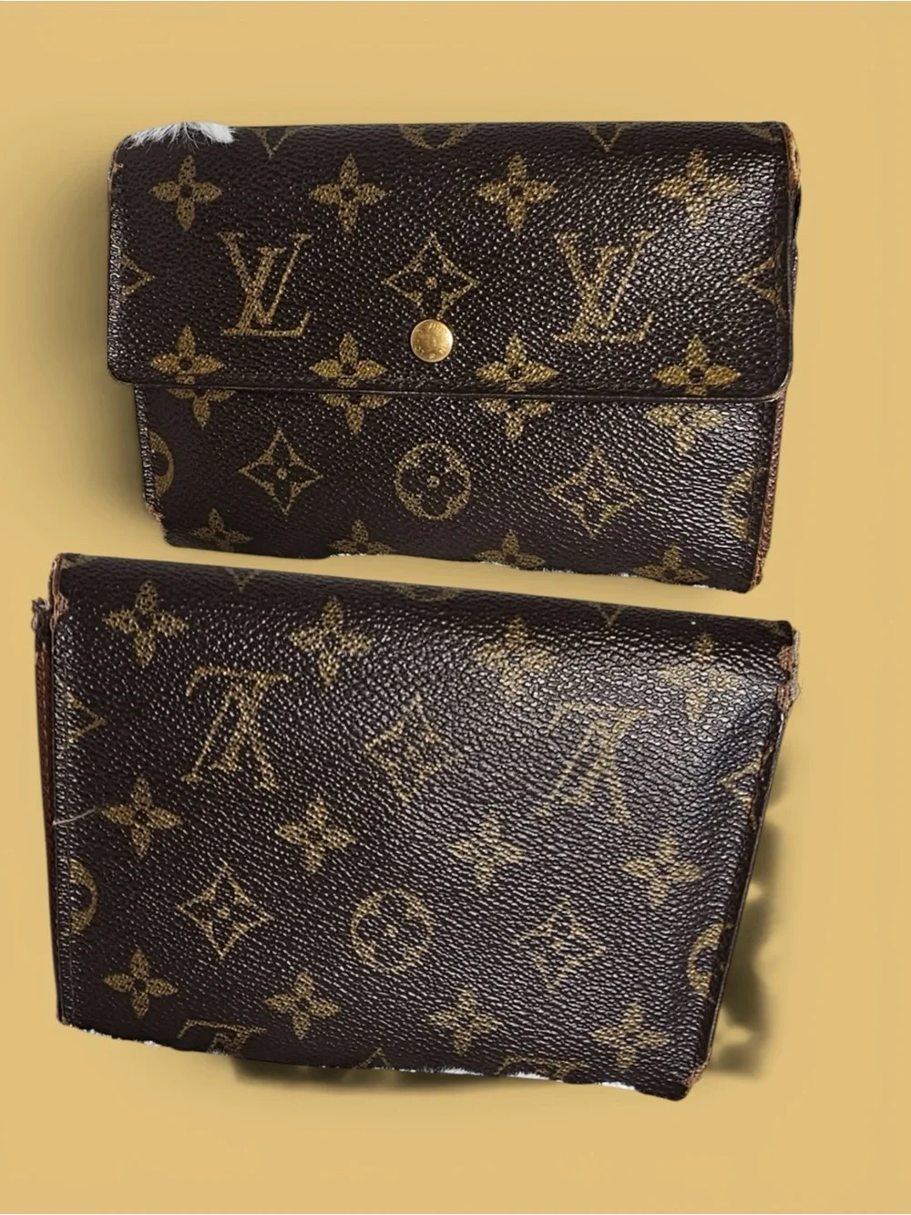 Louis Vuitton Monogram Porte- Etui Papiers Wallet